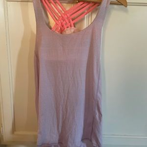 Lululemon top